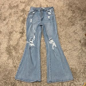 They are super nice pants just not for me I don’t wear them out